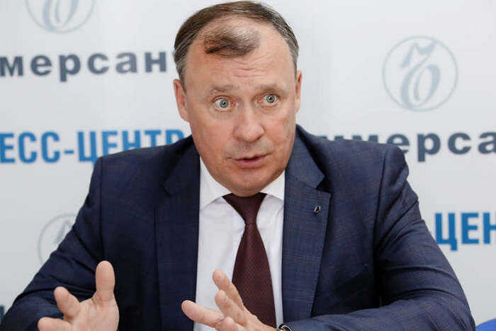 Проблемы Алексея Орлова на фоне отставки Евгения Куйвашева: борьба за рынок уличной торговли