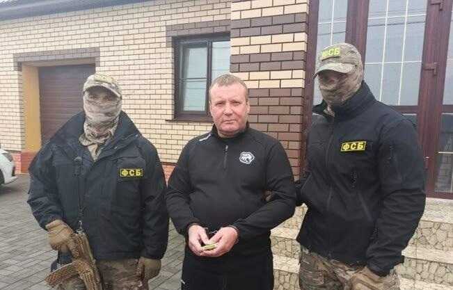 Экс-главу ГАИ Челябинска Александра Гайду обвинили во взятках